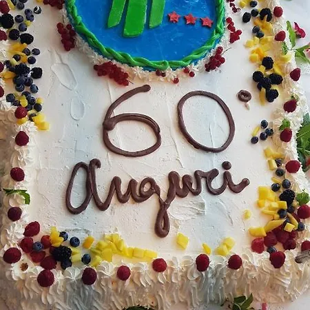 Отель Tritone 3*