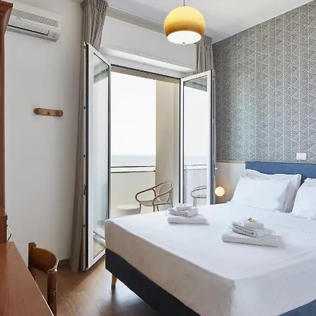 Tritone 3* Сенигаллия