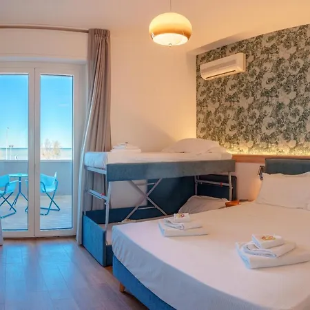 Tritone Отель Сенигаллия