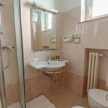 Tritone Hotel