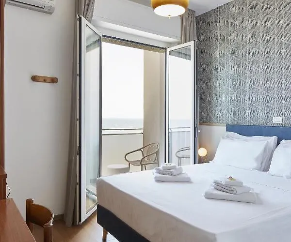 Tritone 3* سينِغاليا