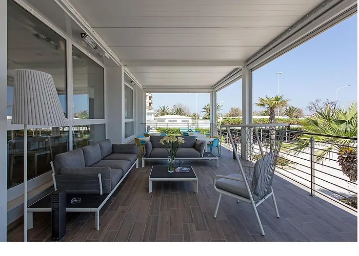 Tritone 3* سينِغاليا